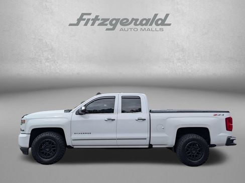 Used 2017 Chevrolet Silverado 1500 LTZ Z71 w/ LTZ Plus Package AWD/4WD image 3
