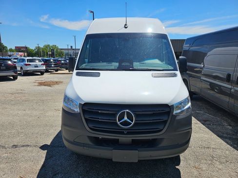 New 2026 Mercedes-Benz Sprinter 2500 image 4