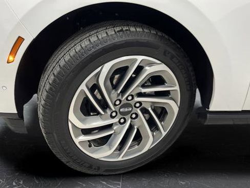 Used 2025 Lincoln Navigator Reserve image 42