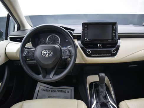 Used 2021 Toyota Corolla LE w/ Carpet Mat Package (TMS) image 14