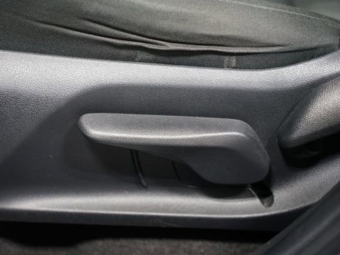Certified 2024 Toyota RAV4 LE FWD image 31
