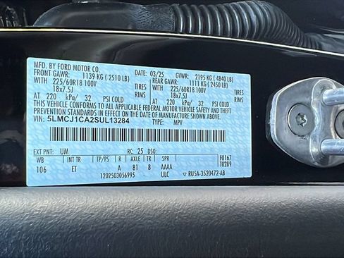 Used 2025 Lincoln Corsair FWD image 25