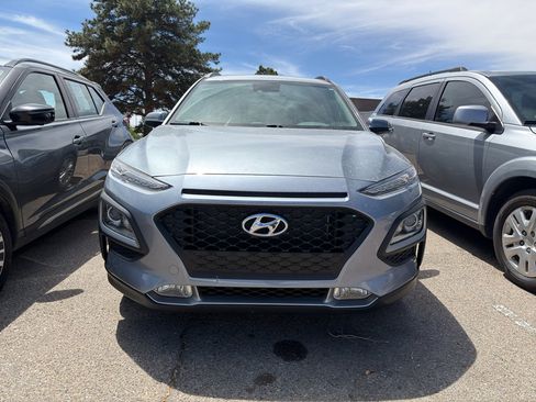 Used 2021 Hyundai Kona SEL Plus FWD image 2