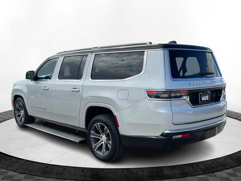 Used 2024 Jeep Grand Wagoneer L 4WD image 3