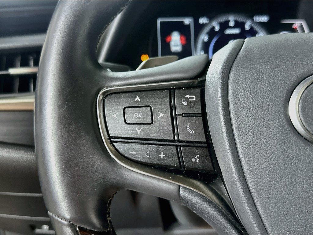 Used 2020 Lexus ES 350 w/ Premium Package FWD image 24
