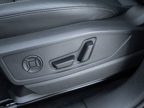 New 2025 Audi Q5 Premium Plus image 21