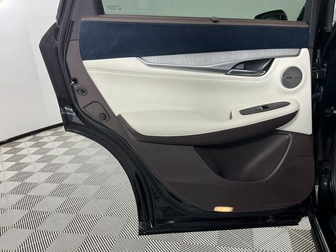 Used 2019 INFINITI QX50 Essential w/ Sensory Package image 26