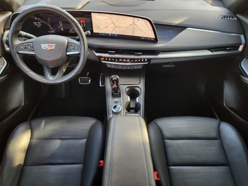 Used 2025 Cadillac XT4 Sport FWD image 23