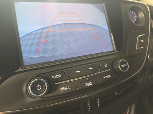 Used 2017 Buick Envision Essence w/ LPO, Cargo Package FWD image 18