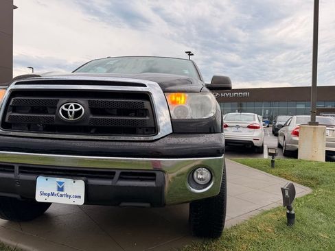 Used 2013 Toyota Tundra 4x4 Double Cab w/ TRD Off-Road Pkg image 13