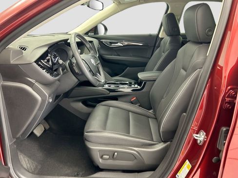 Used 2023 Buick Envision Essence image 17