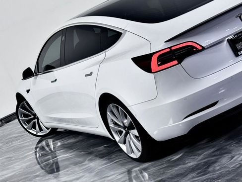 Used 2019 Tesla Model 3 Long Range AWD/4WD image 13