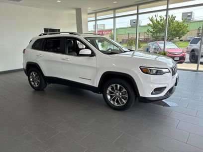 Used 2019 Jeep Cherokee Latitude Plus
