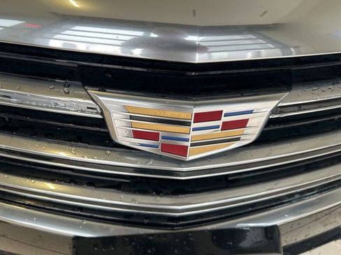 Used 2018 Cadillac XTS Luxury image 21