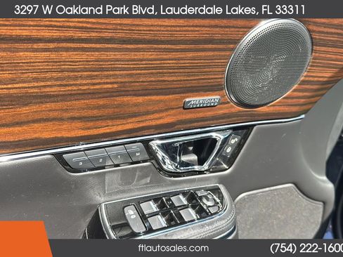 Used 2016 Jaguar XJ AWD/4WD image 20