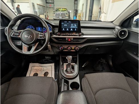 Used 2021 Kia Forte LXS image 9