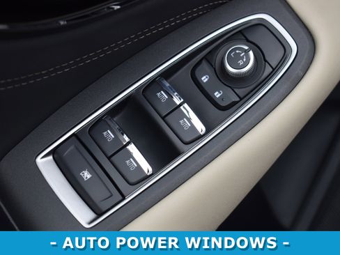 Used 2024 Subaru Outback Limited image 7