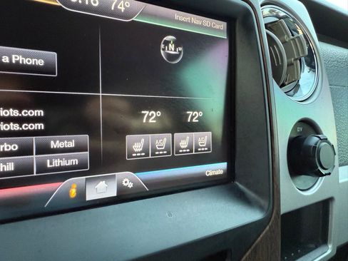 Used 2014 Ford F150 Lariat w/ Equipment Group 502A Luxury AWD/4WD image 35