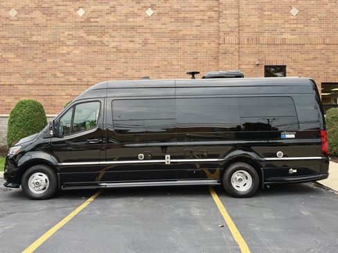 Used 2020 Mercedes-Benz Sprinter 3500 image 40