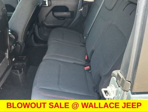 Used 2026 Jeep Wrangler Unlimited Rubicon AWD/4WD image 13
