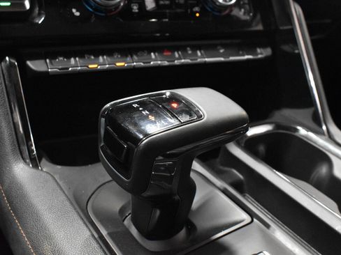 Used 2023 GMC Sierra 1500 AT4 w/ AT4 Premium Package AWD/4WD image 18