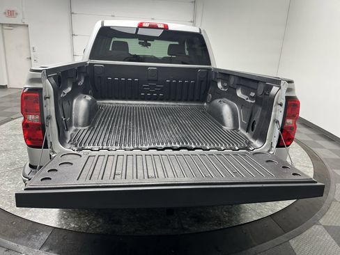Used 2018 Chevrolet Silverado 1500 Custom w/ Custom Value Package image 25