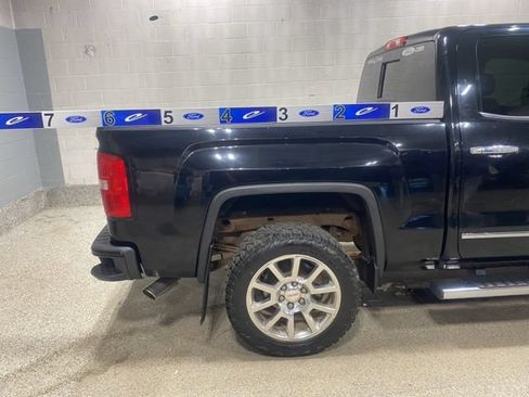 Used 2015 GMC Sierra 1500 Denali AWD/4WD image 39