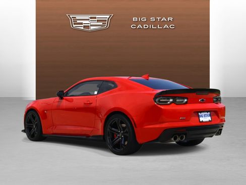 Used 2023 Chevrolet Camaro SS RWD image 3