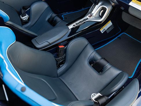 Used 2021 McLaren Elva RWD image 40
