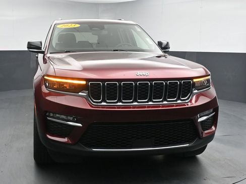 Used 2023 Jeep Grand Cherokee Limited AWD/4WD image 3