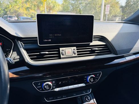 Used 2018 Audi Q5 2.0T Premium Plus w/ Premium Plus Package image 33