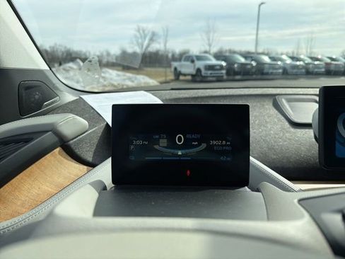 Used 2015 BMW i3 image 42