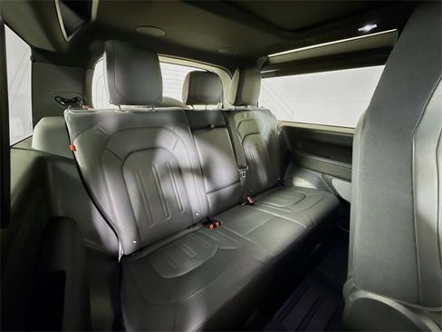 Certified 2022 Land Rover Defender 90 X image 29