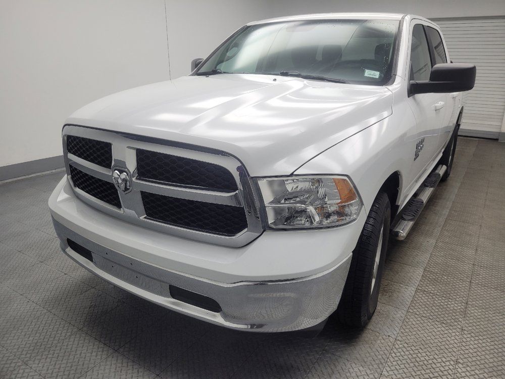 Used 2021 RAM 1500 Classic SLT AWD/4WD image 15