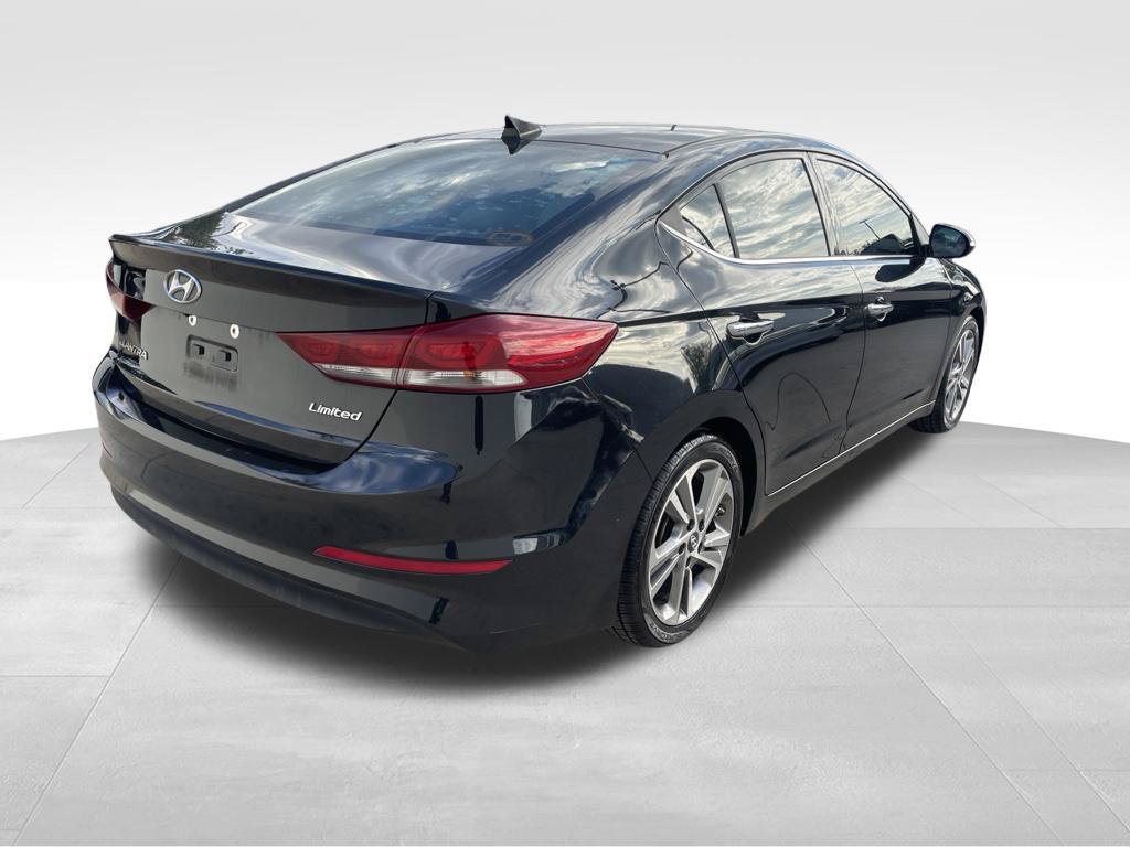 Used 2017 Hyundai Elantra Limited w/ Limited Ultimate Package 05 FWD image 5