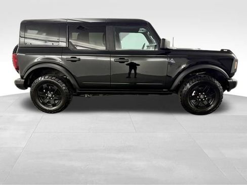 Used 2024 Ford Bronco Black Diamond image 10