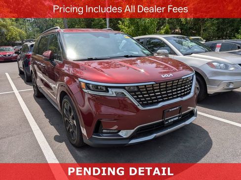 Used 2022 Kia Carnival SX Prestige FWD image 1