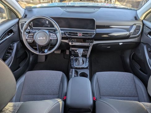 New 2026 Kia Seltos S image 10