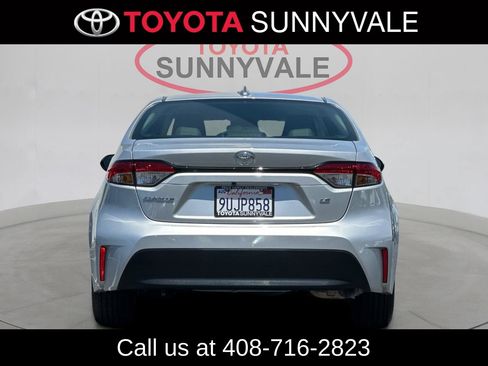 Certified 2025 Toyota Corolla LE FWD image 9