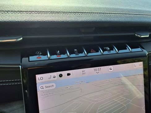 Certified 2023 Jeep Grand Cherokee L Limited image 18