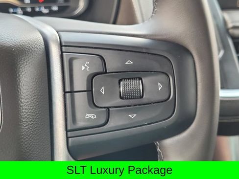 Used 2023 GMC Yukon SLT w/ SLT Luxury Package RWD image 20