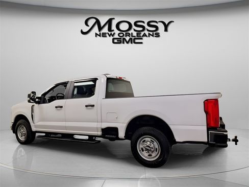 Used 2023 Ford F250 XL w/ XL Chrome Package image 7