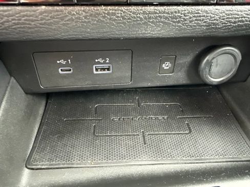 Used 2024 Mitsubishi Outlander SE AWD/4WD image 16