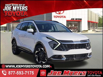 Used 2025 Kia Sportage SX