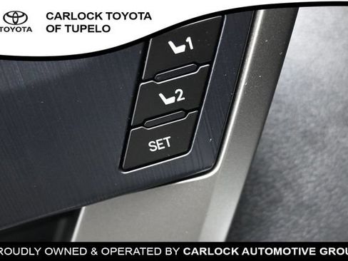 Used 2026 Toyota Tundra Platinum w/ TRD Off-Road Package AWD/4WD image 22