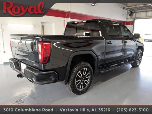Used 2019 GMC Sierra 1500 AT4 w/ AT4 Premium Package image 4