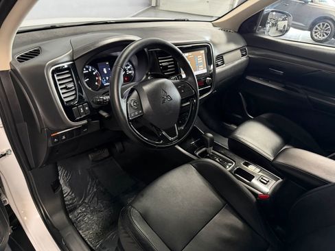 Used 2020 Mitsubishi Outlander SEL FWD image 15