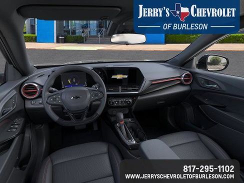 New 2026 Chevrolet Trax RS FWD image 17