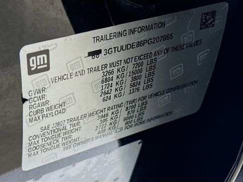 Used 2023 GMC Sierra 1500 SLT w/ SLT Premium Plus Package image 33