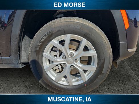 Used 2023 Jeep Grand Cherokee L Limited w/ Trailer Tow Group (B) image 12